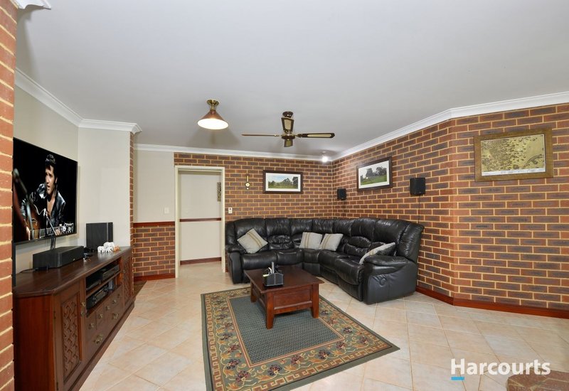 Photo - 28 Wattleglen Avenue, Erskine WA 6210 - Image 6