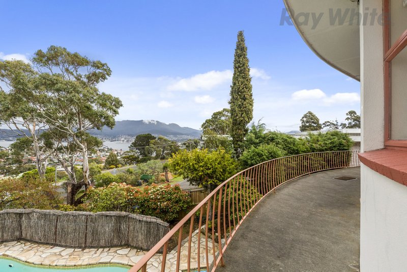 Photo - 28 Waverley Street, Bellerive TAS 7018 - Image 8