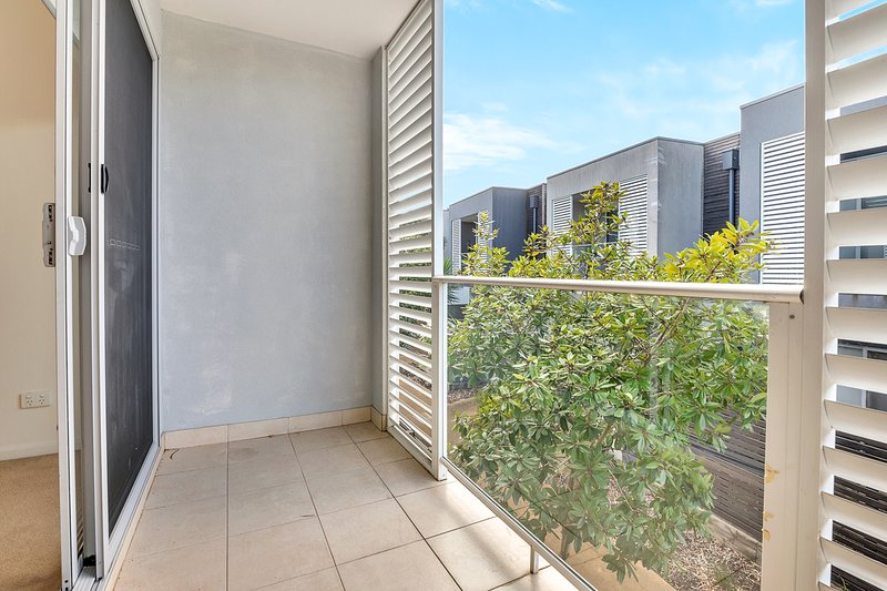 Photo - 28 Waxflower Crescent, Bundoora VIC 3083 - Image 5