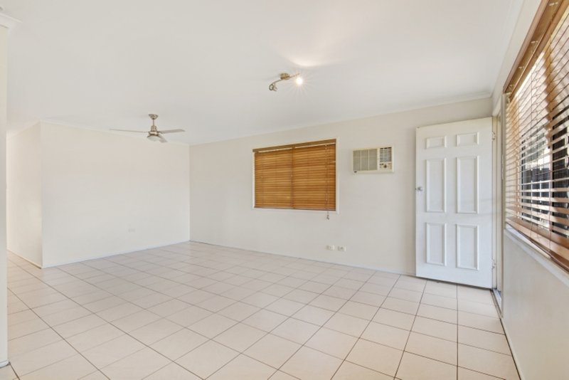 Photo - 28 Webster Road, Deception Bay QLD 4508 - Image 3