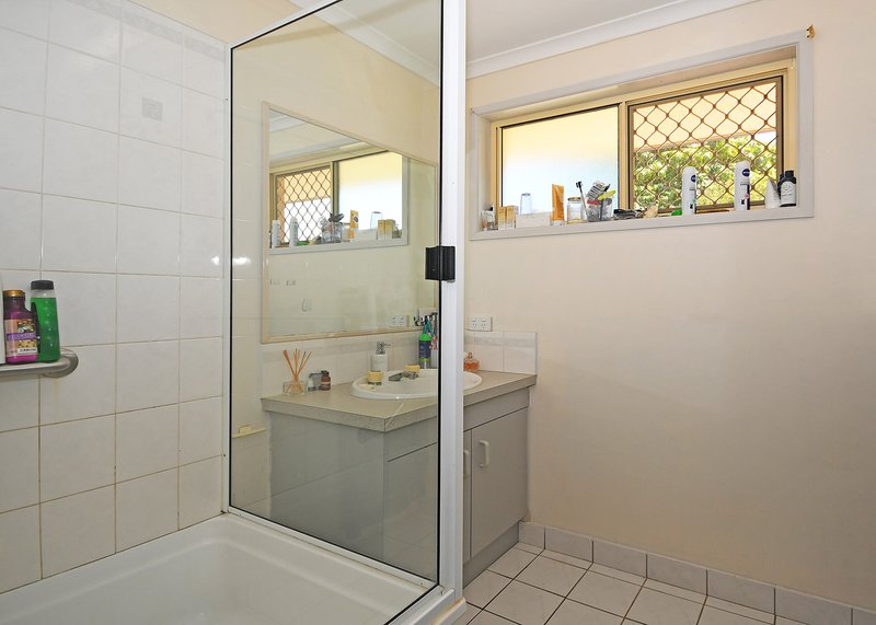 Photo - 28 Wedge Street, Urraween QLD 4655 - Image 7