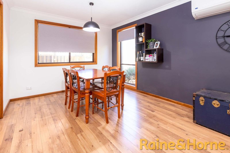 Photo - 28 Welchman Street, Dubbo NSW 2830 - Image 4