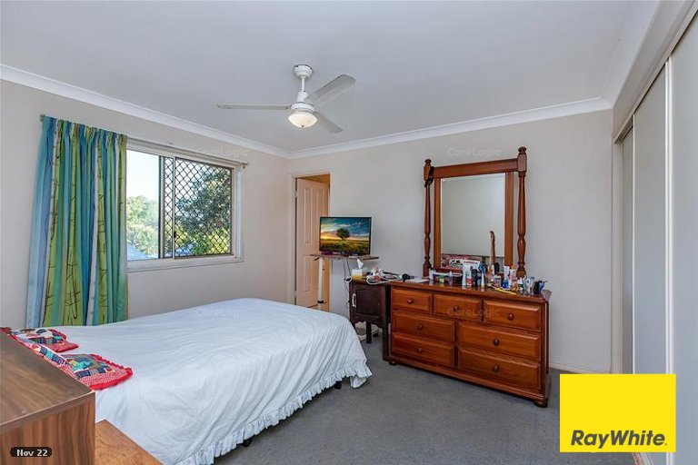 Photo - 28 Westray Court, Eagleby QLD 4207 - Image 4