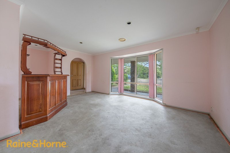 Photo - 28 Westward Ho Drive, Sunbury VIC 3429 - Image 7