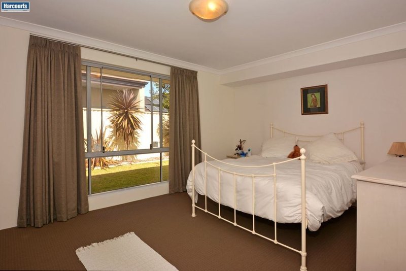 Photo - 28 Whitehorses Drive, Burns Beach WA 6028 - Image 13