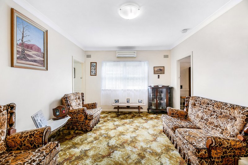 Photo - 28 Wilkins Street, Yagoona NSW 2199 - Image 4