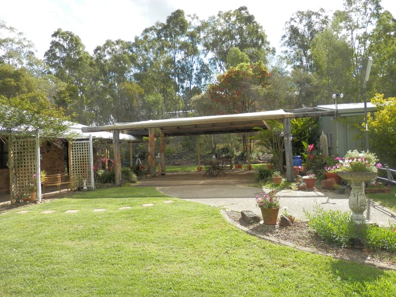 Photo - 28 William Street, Grandchester QLD 4340 - Image 2