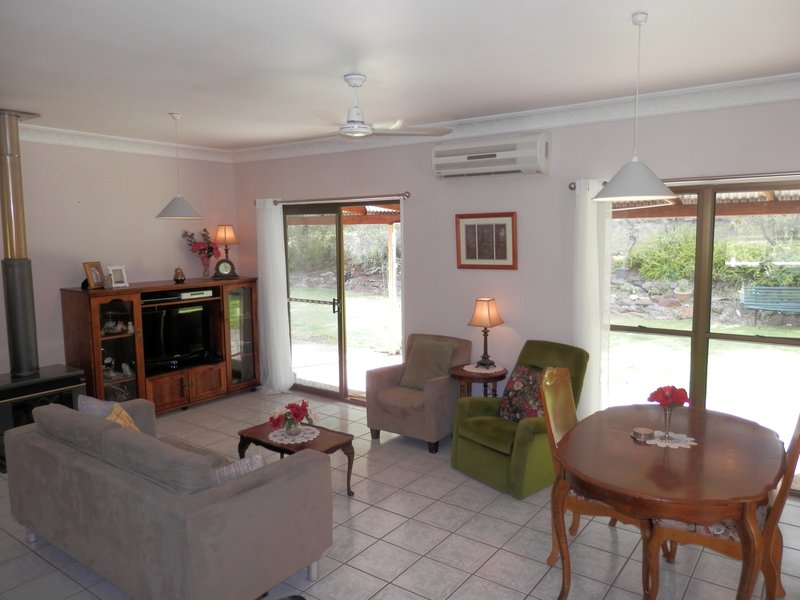 Photo - 28 William Street, Grandchester QLD 4340 - Image 7