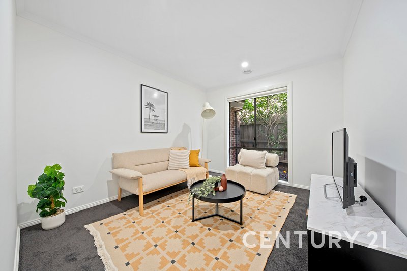 Photo - 28 Willum Way, Dandenong VIC 3175 - Image 13