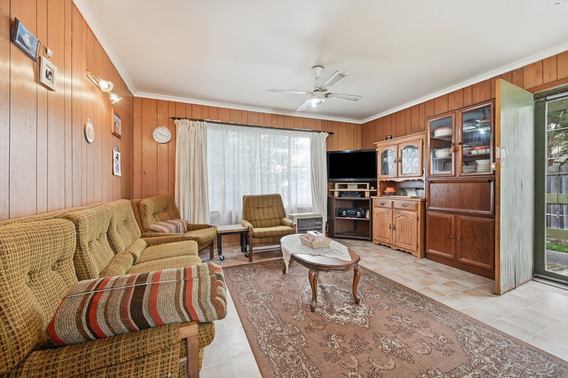 Photo - 28 Wilson Avenue, Inverloch VIC 3996 - Image 3