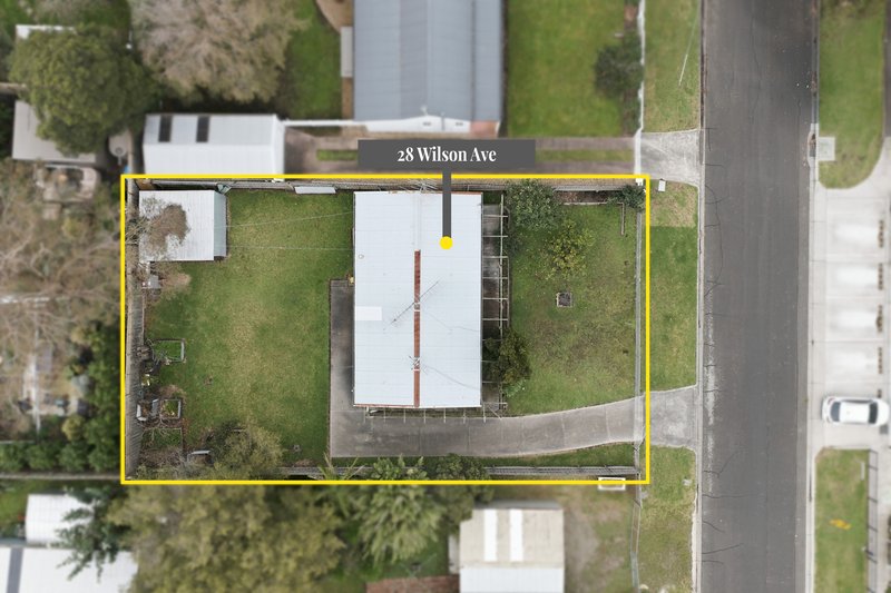 Photo - 28 Wilson Avenue, Inverloch VIC 3996 - Image 12