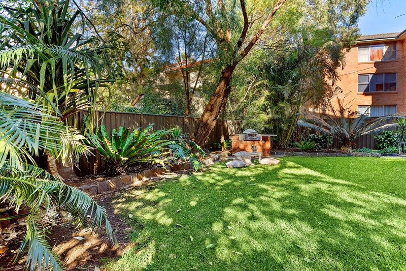 Photo - 2/8 Wilson Street, Wollongong NSW 2500 - Image 8