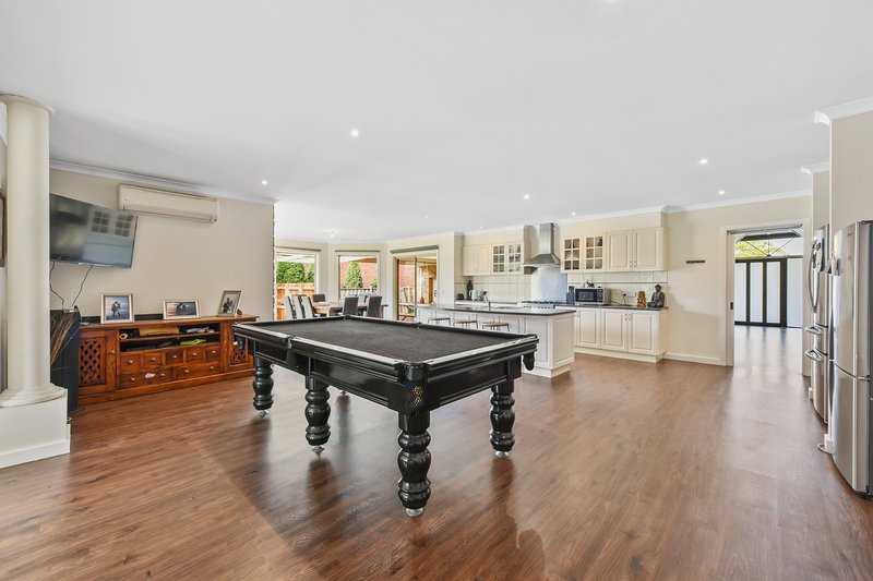 Photo - 28 Windsor Drive, Beaconsfield VIC 3807 - Image 4