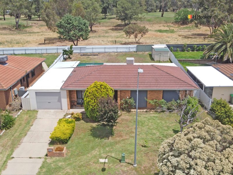 28 Wiradjuri Crescent, Wagga Wagga NSW 2650