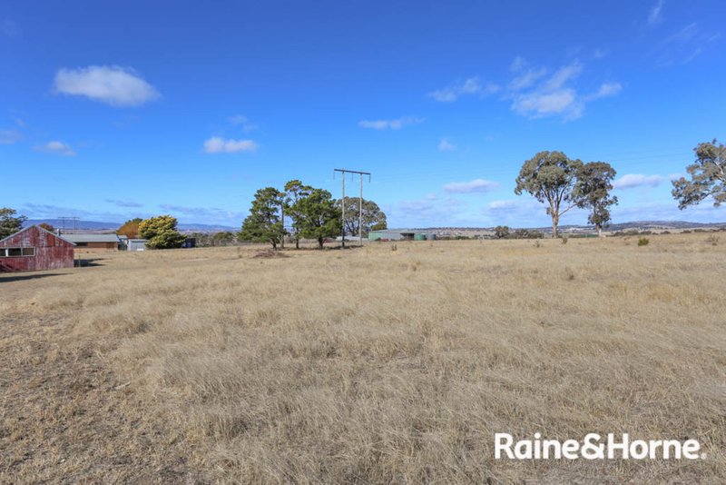 Photo - 28 Woodside Drive, Mount Rankin NSW 2795 - Image 23