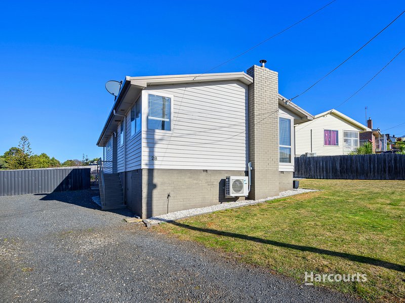 Photo - 28 Woodward Avenue, Hillcrest TAS 7320 - Image 15