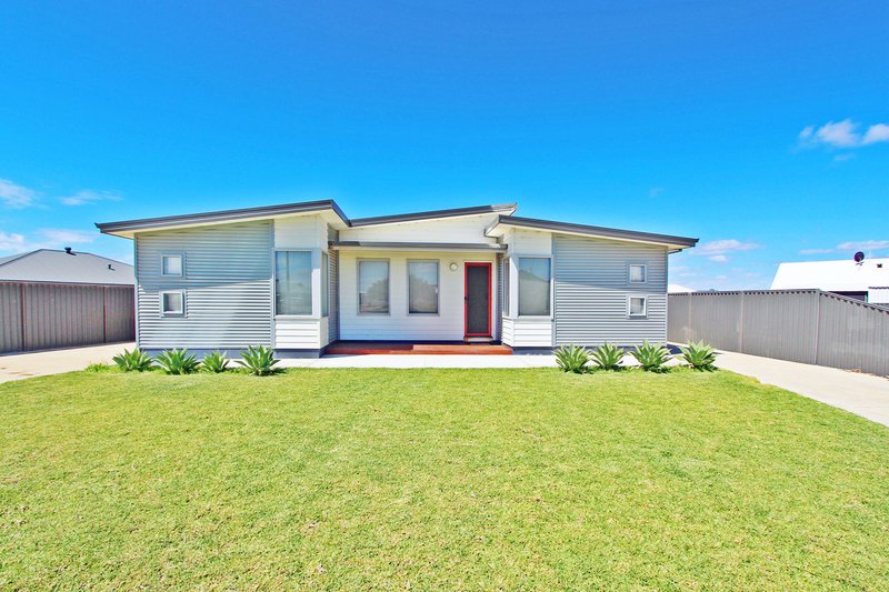 28 Worthington Street, Green Head WA 6514