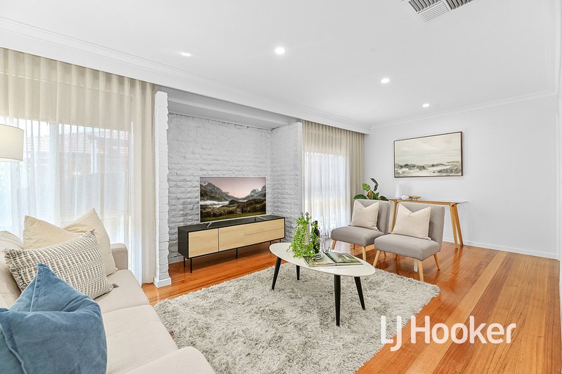 Photo - 28 Wren Street, Hampton Park VIC 3976 - Image 2