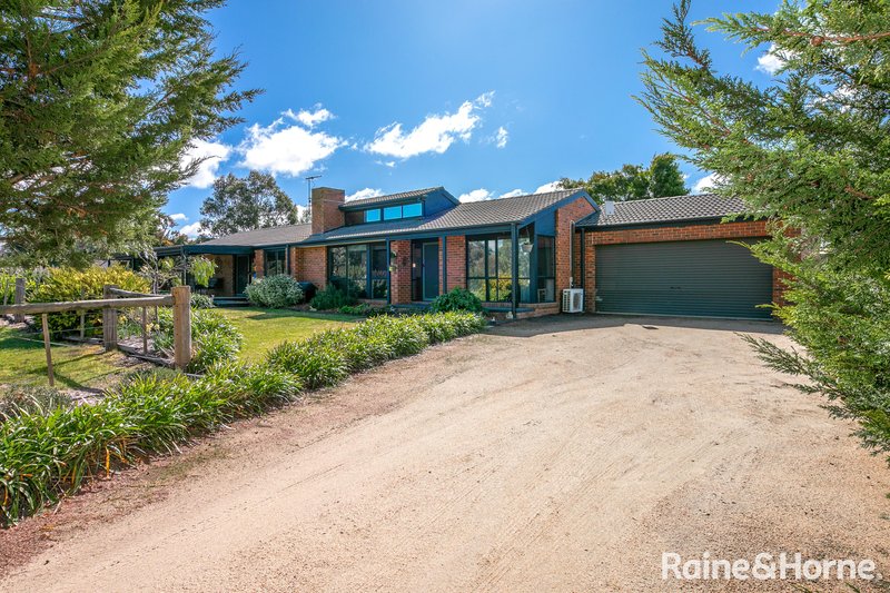 Photo - 28 Yaamba Drive, Riddells Creek VIC 3431 - Image 6