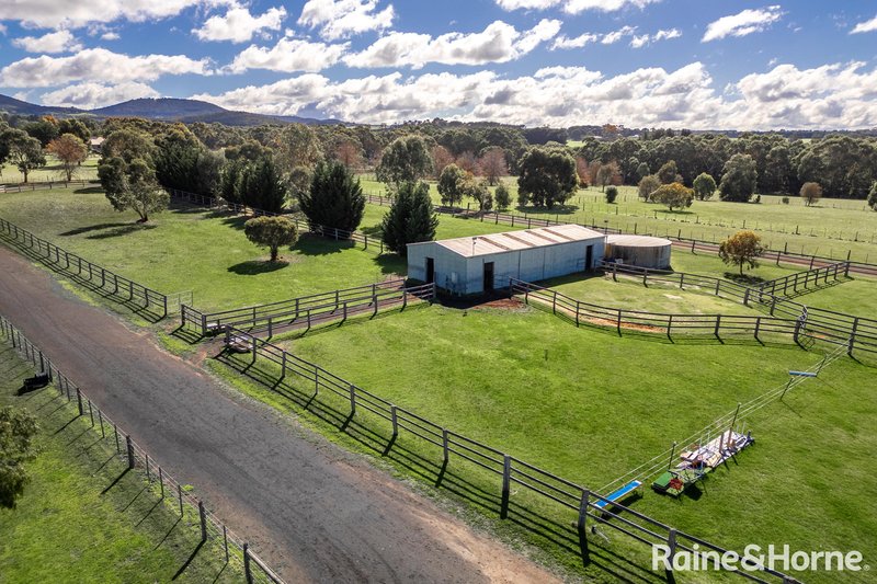 Photo - 28 Yaamba Drive, Riddells Creek VIC 3431 - Image 29