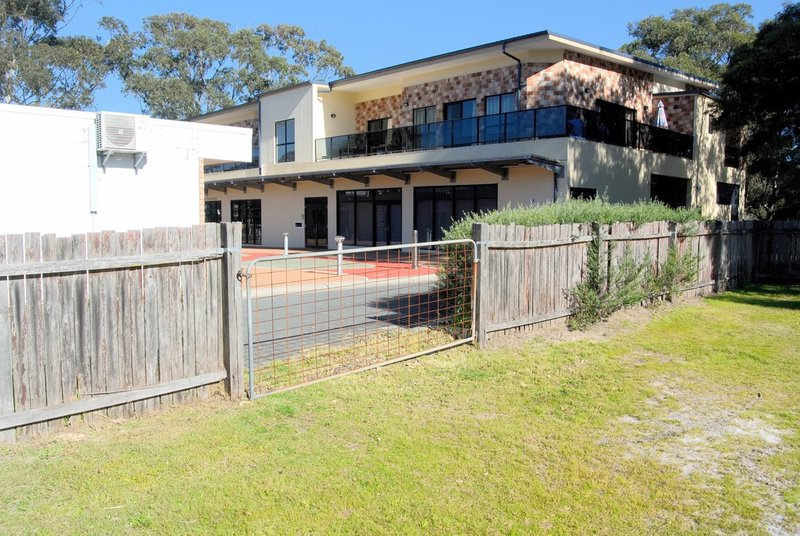 Photo - 28 Yamba St , Hawks Nest NSW 2324 - Image 15