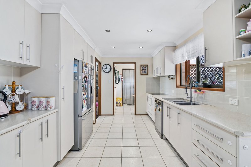 Photo - 28 Yan Yean Street, Beenleigh QLD 4207 - Image 5