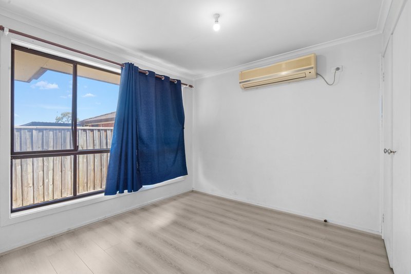 Photo - 2/8 Yaralla Court, Meadow Heights VIC 3048 - Image 7