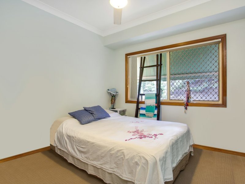 Photo - 2/8 Yarraman Place, Tallebudgera Valley QLD 4228 - Image 5