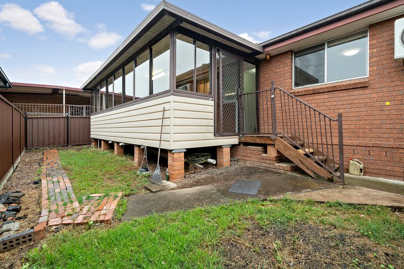 Photo - 28 Yarramundi Drive, Dean Park NSW 2761 - Image 6