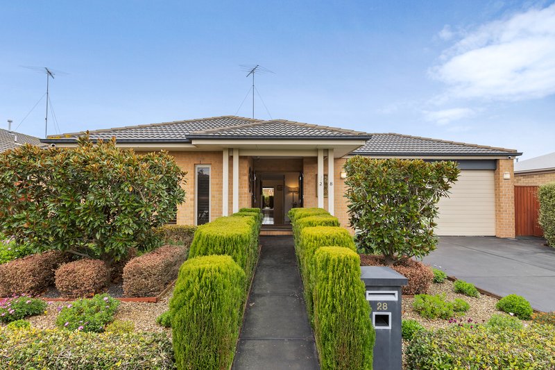 28 Yeoman Crescent, Leopold VIC 3224