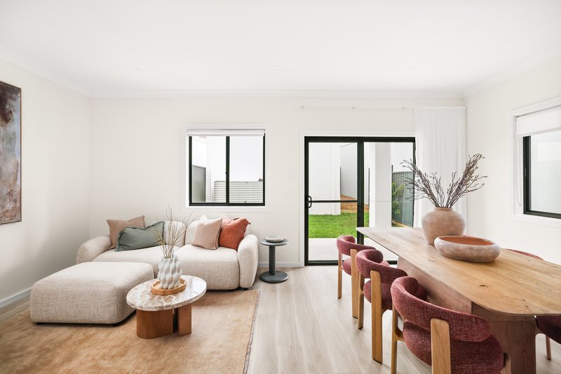 Photo - 280 Fifth Avenue, Austral NSW 2179 - Image 3
