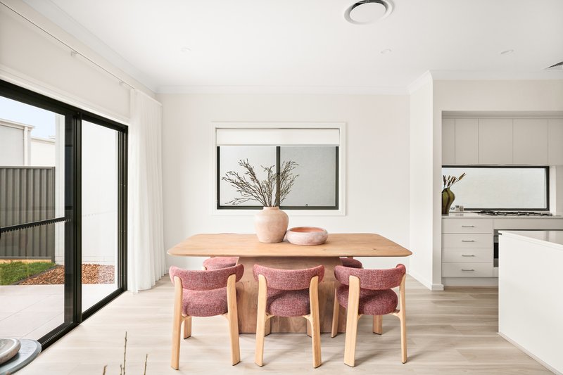 Photo - 280 Fifth Avenue, Austral NSW 2179 - Image 7