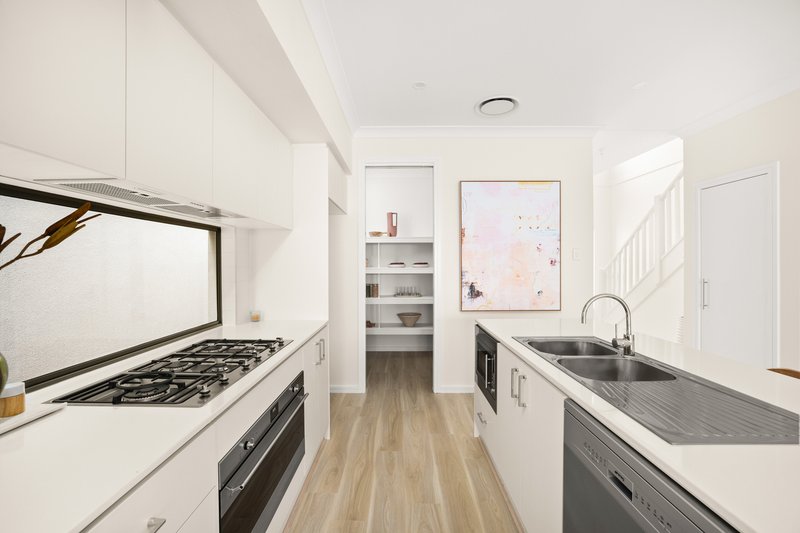 Photo - 280 Fifth Avenue, Austral NSW 2179 - Image 8