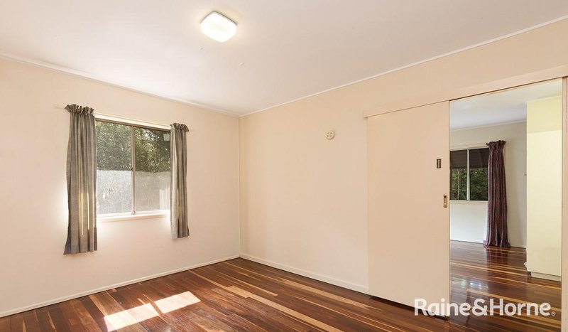 Photo - 2/80 Finney Road, Indooroopilly QLD 4068 - Image 3