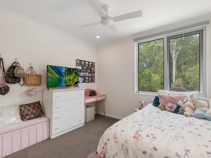 Photo - 2/80 Halcyon Way, Hope Island QLD 4212 - Image 13