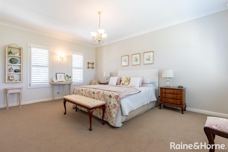 Photo - 280 Hartwood Avenue, Robin Hill NSW 2795 - Image 9