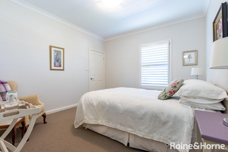 Photo - 280 Hartwood Avenue, Robin Hill NSW 2795 - Image 14