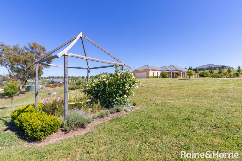 Photo - 280 Hartwood Avenue, Robin Hill NSW 2795 - Image 25