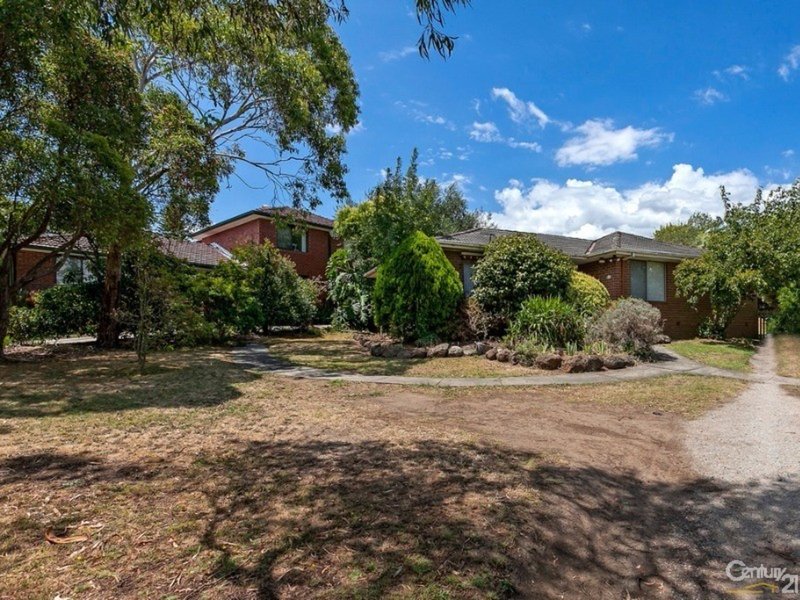 Photo - 280 Manchester Road, Mooroolbark VIC 3138 - Image 3