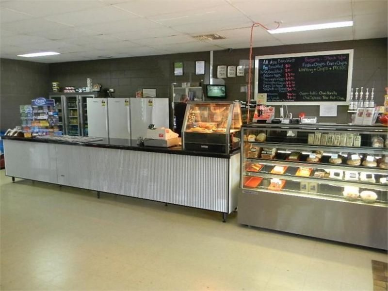 Photo - 280 Newell Hwy , West Wyalong NSW 2671 - Image 2