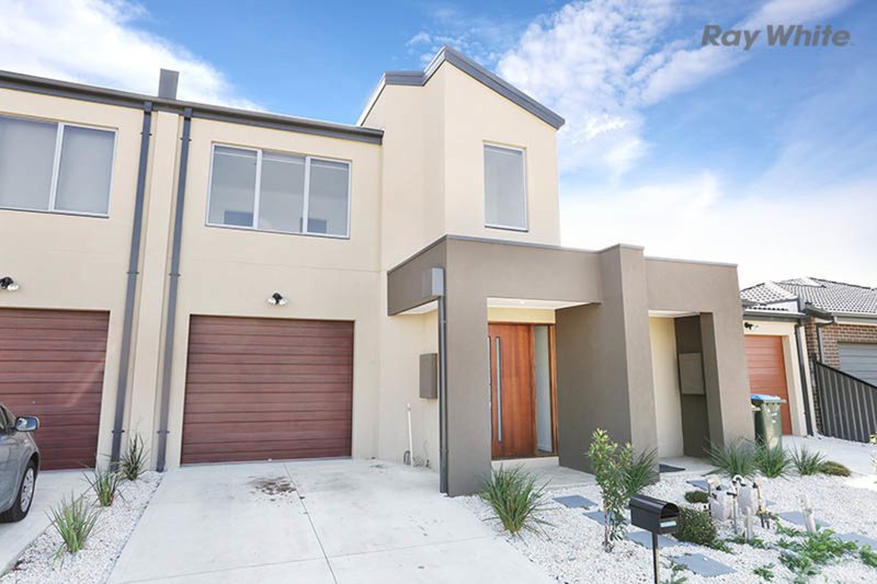 Photo - 2/80 O'Reilly Road, Point Cook VIC 3030 - Image 2