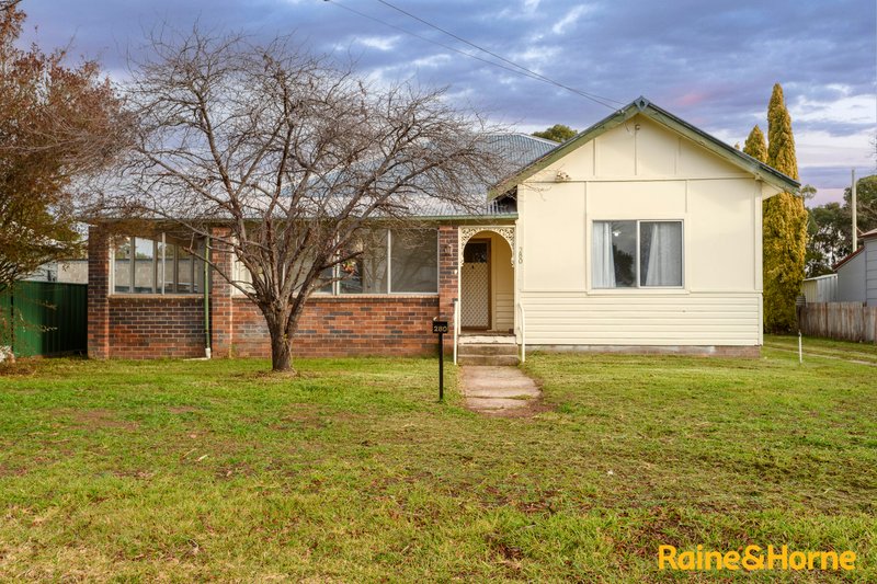 280 Rusden Street, Armidale NSW 2350