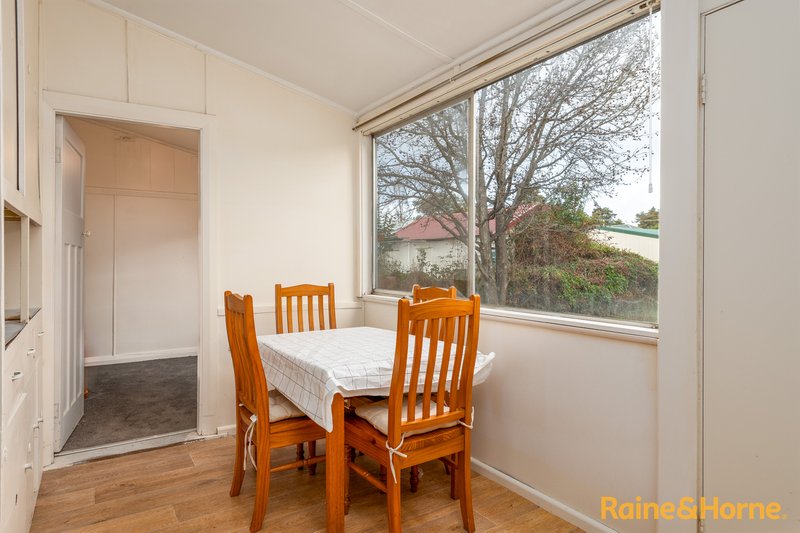 Photo - 280 Rusden Street, Armidale NSW 2350 - Image 3