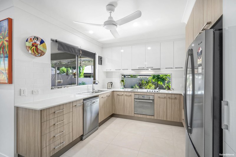 Photo - 2/80 Veivers Road, Palm Cove QLD 4879 - Image 5