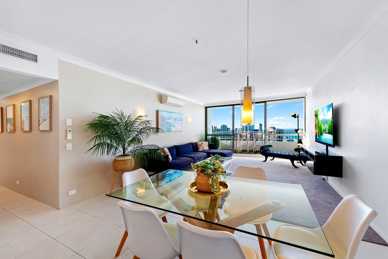 Photo - 2802/3422 Surfers Paradise Boulevard, Surfers Paradise QLD 4217 - Image 7