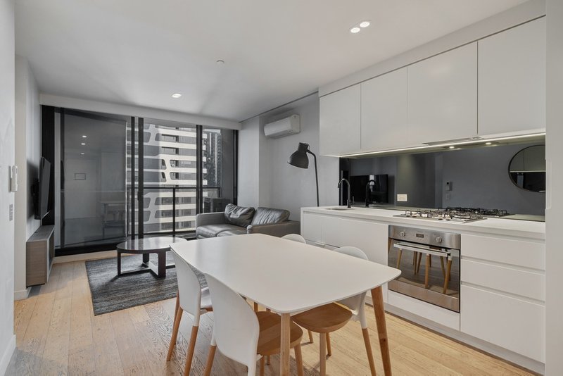 Photo - 2804/442-4 Elizabeth Street, Melbourne VIC 3000 - Image 3