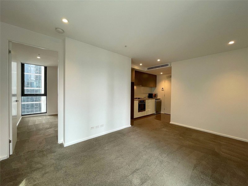 Photo - 2807/151 City Road, Southbank VIC 3006 - Image 3