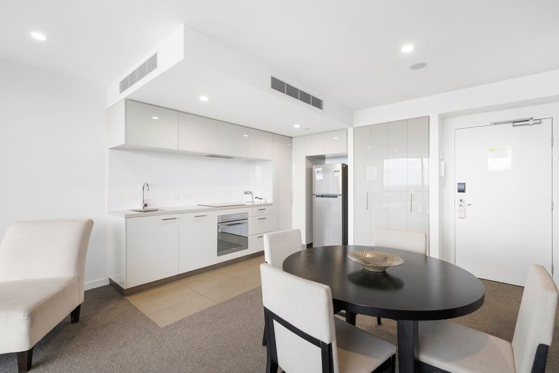 Photo - 2807/55 Railway Terrace, Milton QLD 4064 - Image 8