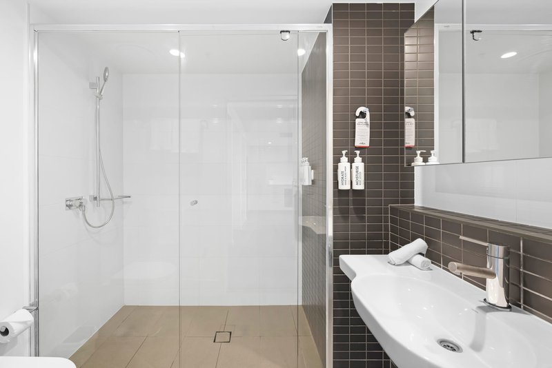 Photo - 2807/55 Railway Terrace, Milton QLD 4064 - Image 11