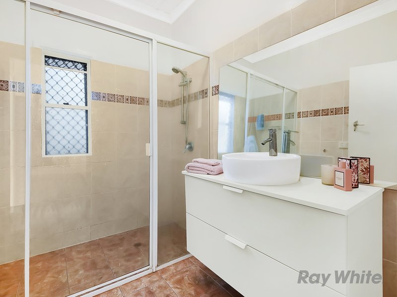 Photo - 281 Beaconsfield Terrace, Brighton QLD 4017 - Image 10